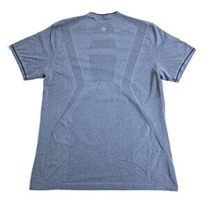 Lululemon Metal Vent Tech Training Shirt Mens Large Gray Athletic Gym Tee Run